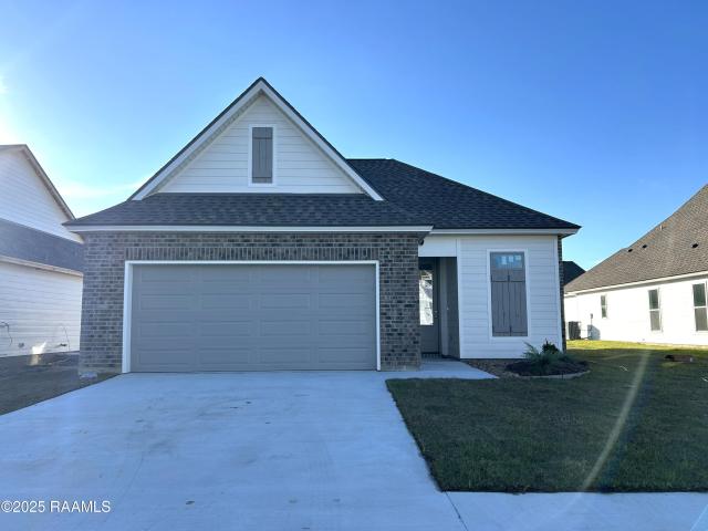 109 Lilian Ln, Maurice, LA 70555 | MLS #RA2500002