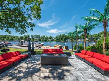 109 Mount Arlington Blvd