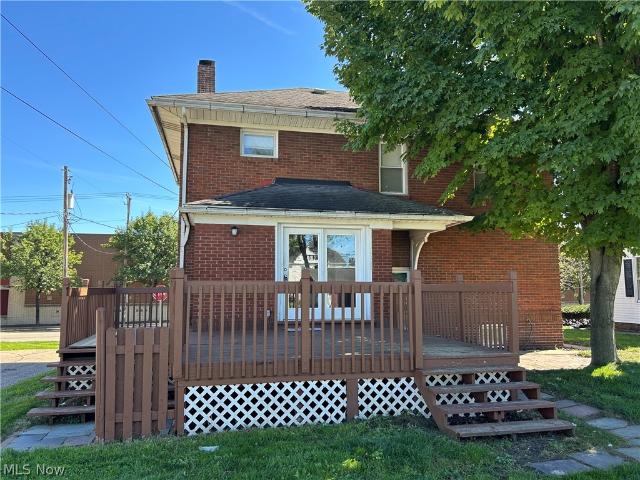 109 Main Street N