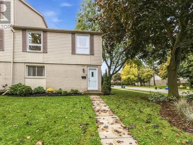 109 Mcmaster Drive E, London South M, ON, N6K 1J3 townhouse for sale | Listing ID X13858 | Royal LePage