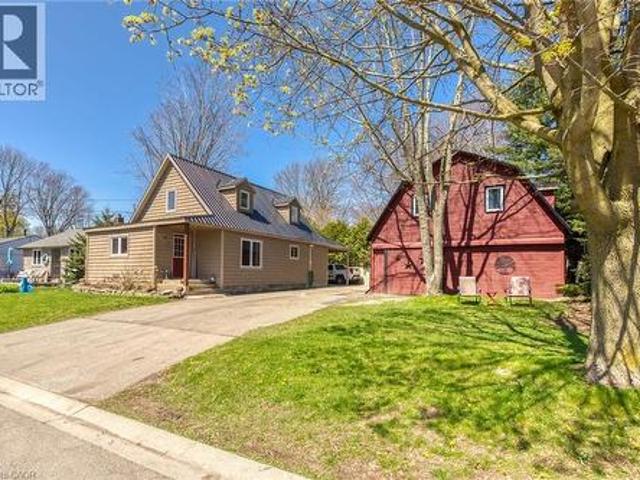 109 Mcnab Street E, Port Dover, ON, N0A 1N0 house for sale | Listing ID 40814 | Royal LePage