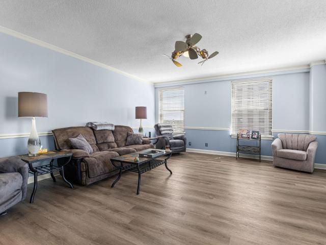 109 n main st