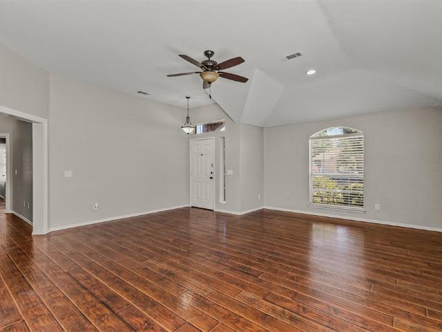 109 N Rolling Meadows Drive