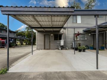 10/9 Salmon Street Cannonvale, QLD 4802