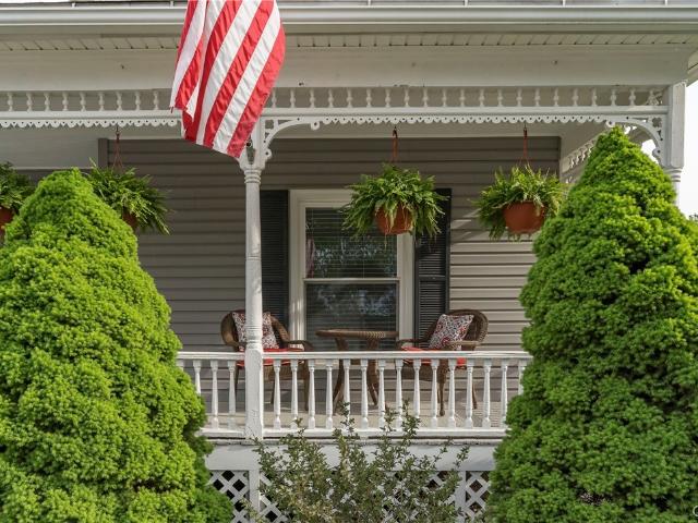 109 Potter Avenue