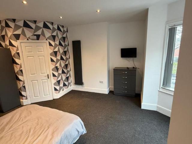 109 Princes Avenue, Hull HU5 1 bed in a house share to rent £600 pcm £138 pw