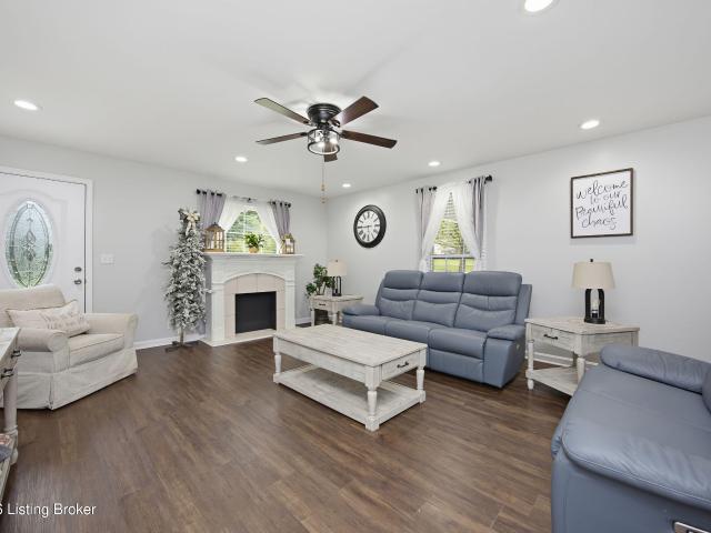 109 Quarry Loop