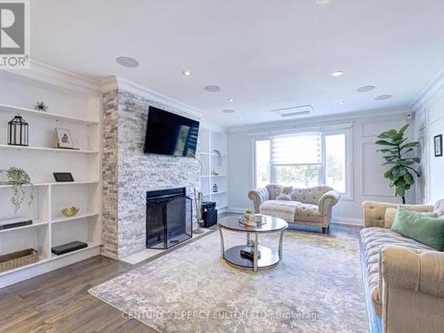 109 Woodcroft Lane, Vaughan, ON, L4L 6T2 house for sale | Listing ID N13736 | Royal LePage