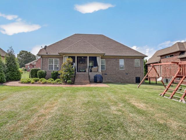 109 Waters Hill Cir