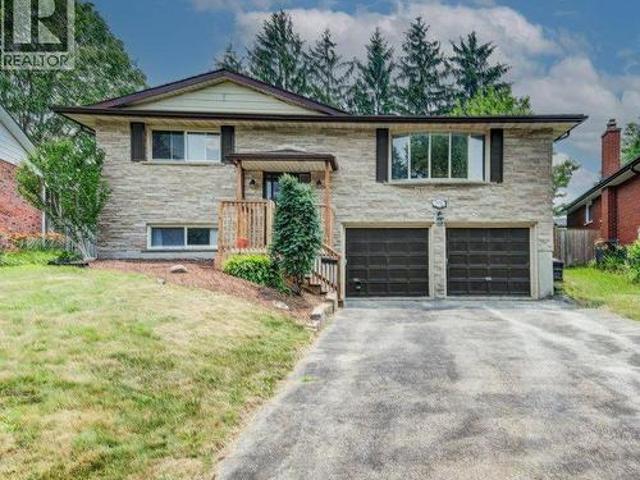 109 White Oak Place, Waterloo, ON, N2V 1B2 house for sale | Listing ID 40857 | Royal LePage