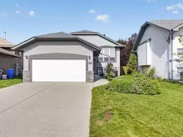 109 Willow Green, Olds, AB, T4H 1Y8 house for sale Listing.