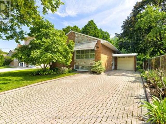 109 Wincott Drive, Toronto, ON, M9R 2P5 house for sale | Listing ID W13690 | Royal LePage