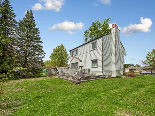109 Windsor Court E