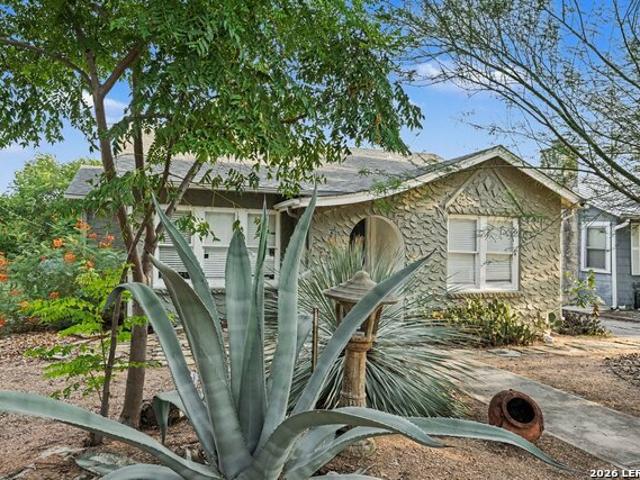 109 Thorain Blvd