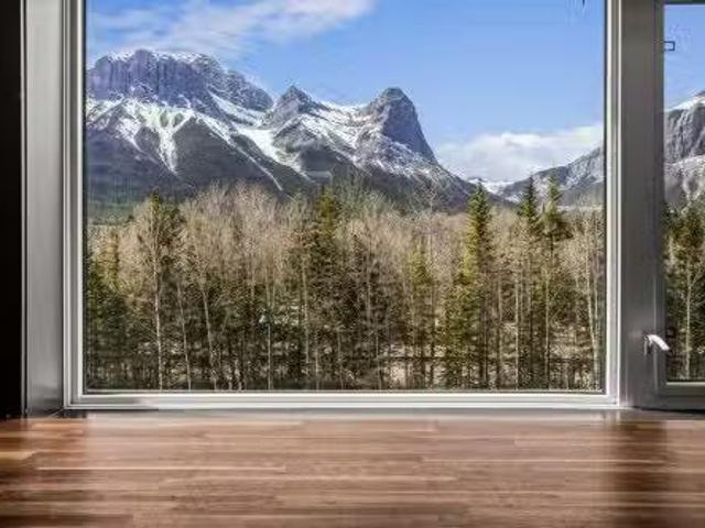 109B 306 Bow Valley Trail, Canmore, AB, T1W 0N2 commercial f.