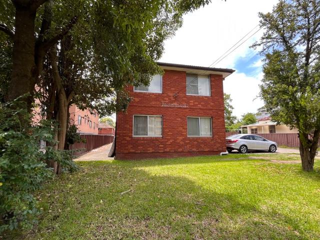 10 / 53 Fifth Avenue, Campsie | Begetis Estate Agents