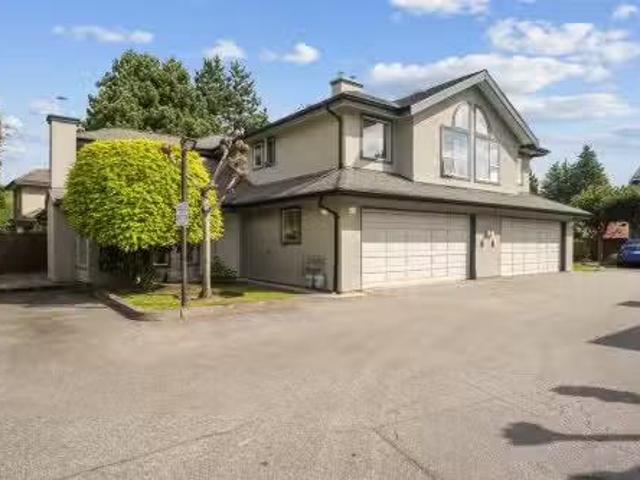 10 10900 No. 2 Road, Richmond, BC, V7E 2E3 townhouse for sal.