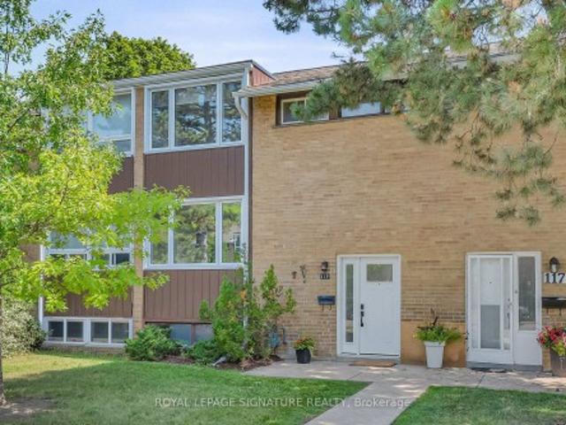 10 119 Southill Drive, Toronto, ON, M3C 2H9 townhouse for sale | Listing ID C13591 | Royal LePage