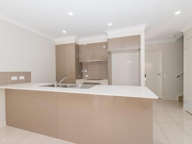 10 / 11 Tesch Road, Griffin QLD 4503