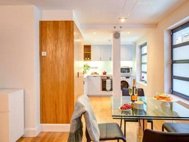 10 12 North Mews, London WC1N, 2 bed flat to rent, £3,750 pcm | PrimeLocation