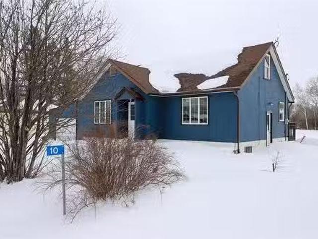 10 3Rd Avenue, Inwood, MB, R0C 1P0 house for sale Listing I.