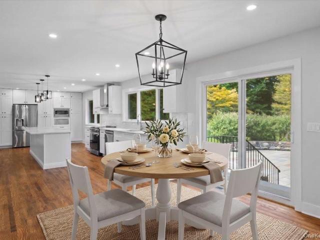 10 Tall Pines Lane