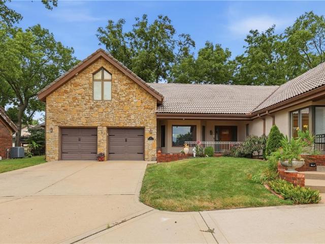 10 The Woodlands N/A