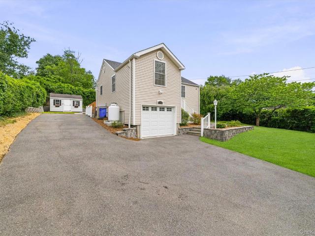 10 Tighe Road