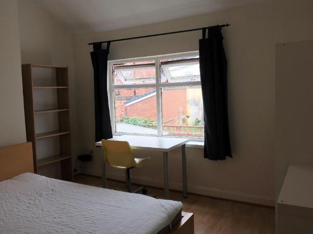10 Unity Place, Metchley, B29 7AN, United Kingdom | Room for rent #115019529 | Rentberry