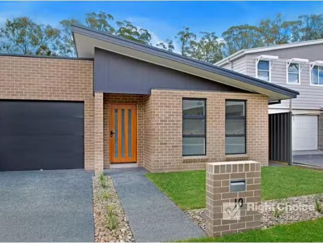 10 Upland Chase, Albion Park Townhouse for rent Listed by Rig.