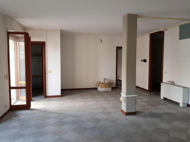 10 vani 240mq