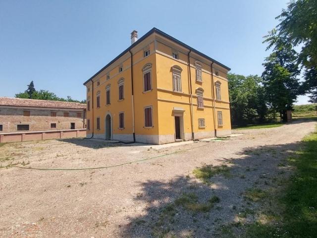 10 vani 660mq