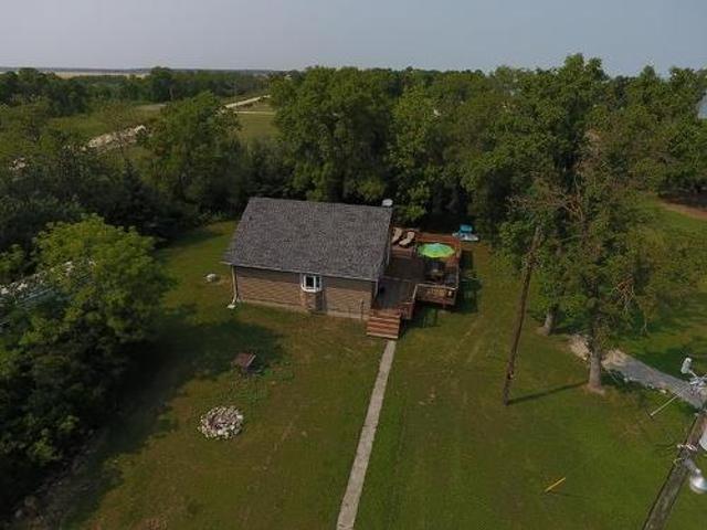 10 Vakker Beach Road, Alonsa, MB, R0H 1M0 house for sale | Listing ID 202609 | Royal LePage