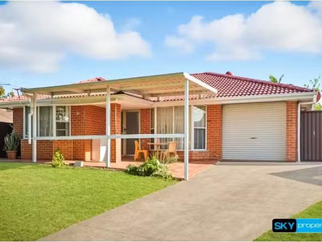 10 Valetta Court, Blacktown House for rent Listed by Sky Prop.