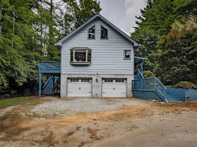 10 Valley Lane