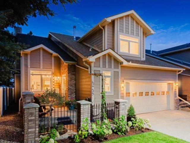 10 Varsity Estates Park Nw, Calgary, AB, T3A 1W5 townhouse for sale | Listing ID A2341 | Royal LePage
