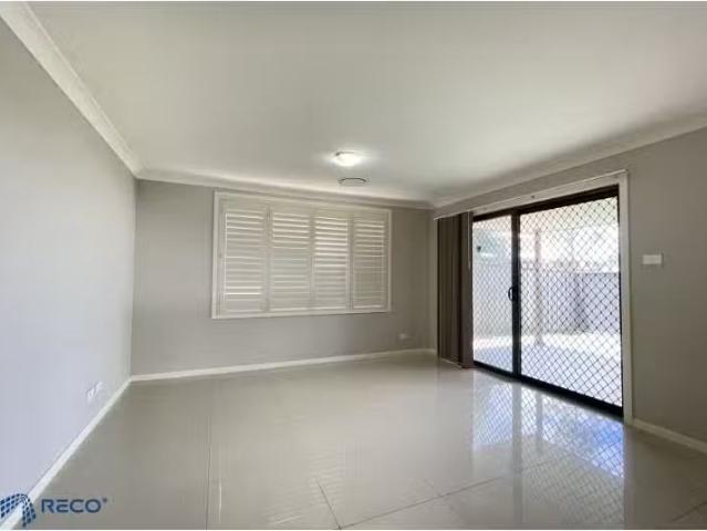 10 Vinny Road, Edmondson Park House for rent Listed by Iwan G.