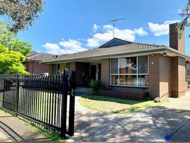 10 Warringa Crescent, Hoppers Crossing