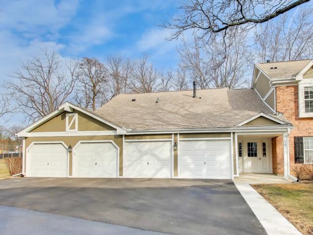 10 Waterbury Ln, Unit M2, Schaumburg, IL 60193 | MLS #12683