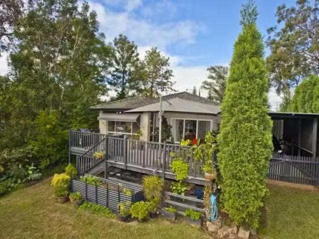 10 Wesley Street, Bolwarra Heights, NSW 2320