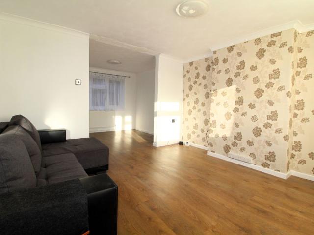 10 Windsor Close, Newhall, Swadlincote, Derbyshire