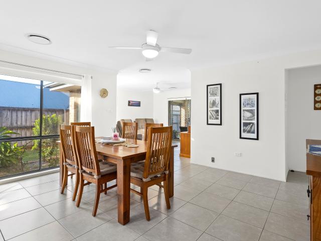 10 Wingello Crescent Tullimbar, NSW 2527
