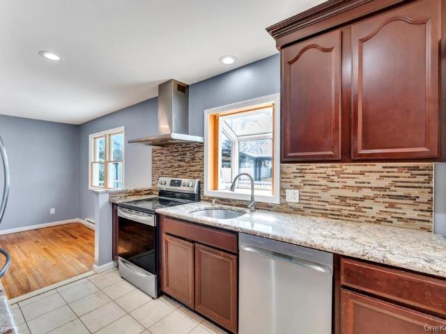 10 Winnetica Lane