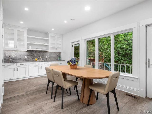 10 Wildwood Road