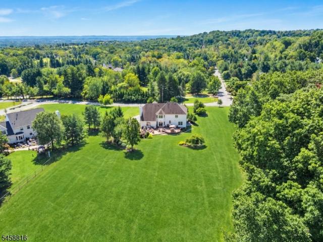 10 William Barnes Rd