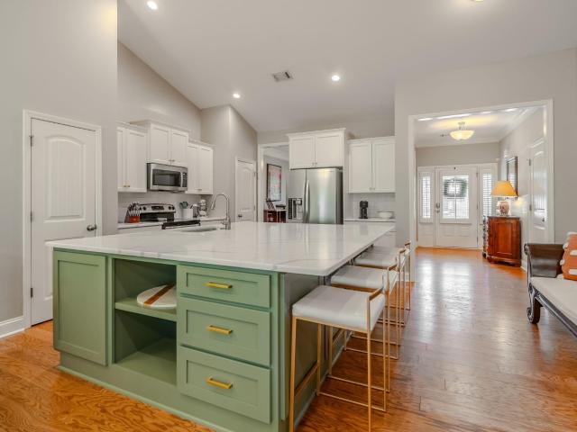 10 Wiscasset Way