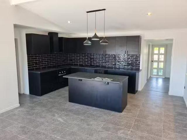 10 Wuruma Street, Scarness, QLD 4655