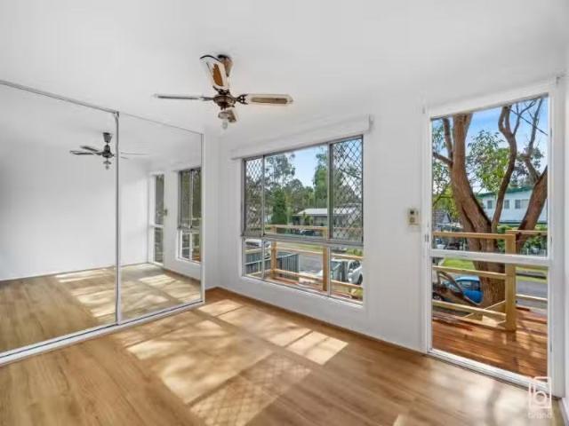 10 Wyndora Avenue, SAN REMO House for rent Listed by Craig An.