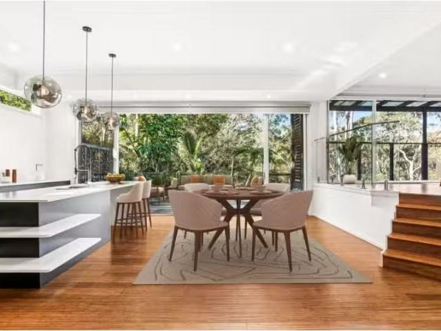 10 Yanco Close, Frenchs Forest House for rent Listed by Sasch.