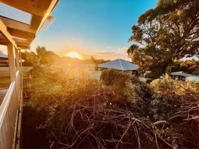 10 Yeoman Place, Binningup, WA 6233
